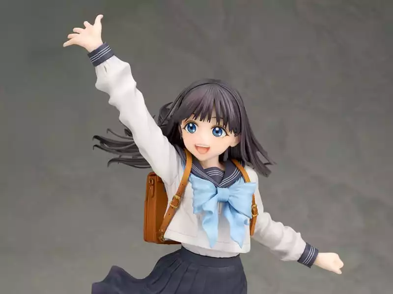 akebis-sailor-uniform-pvc-statue-1-7-komichi-akebi-25-cm-1751116470-9