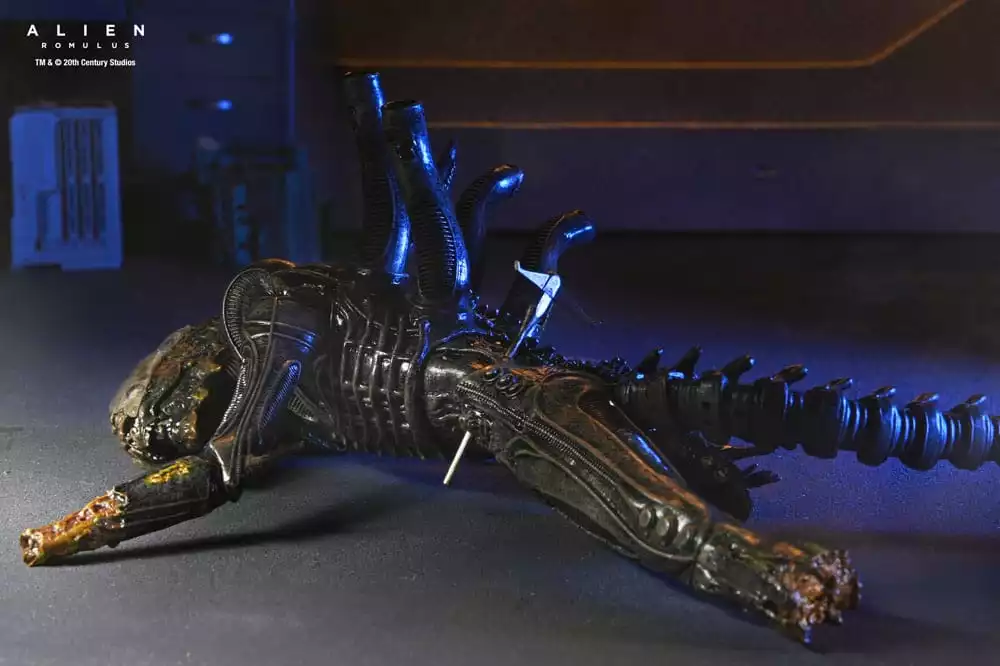 alien-romulus-action-figure-deluxe-suspended-lab-xenomorph-xx121-18-cm-1751249973-5