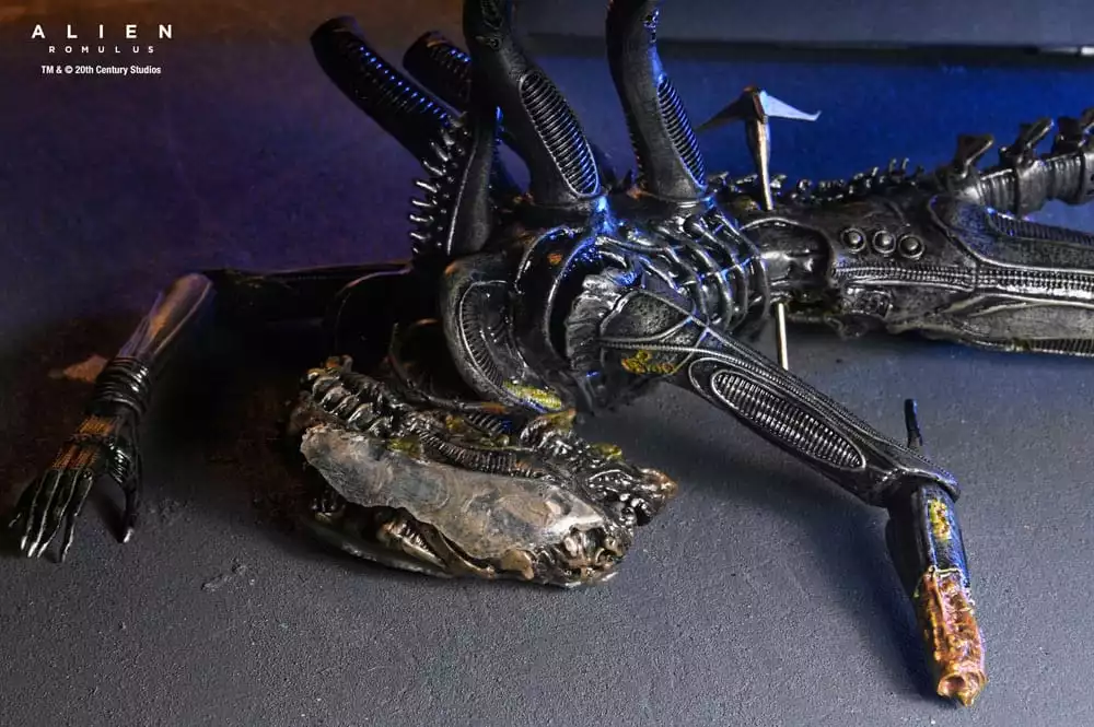 alien-romulus-action-figure-deluxe-suspended-lab-xenomorph-xx121-18-cm-1751249976-6