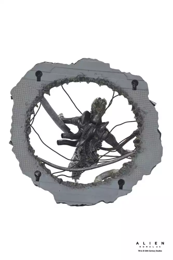 alien-romulus-action-figure-deluxe-suspended-lab-xenomorph-xx121-18-cm-1751249982-9