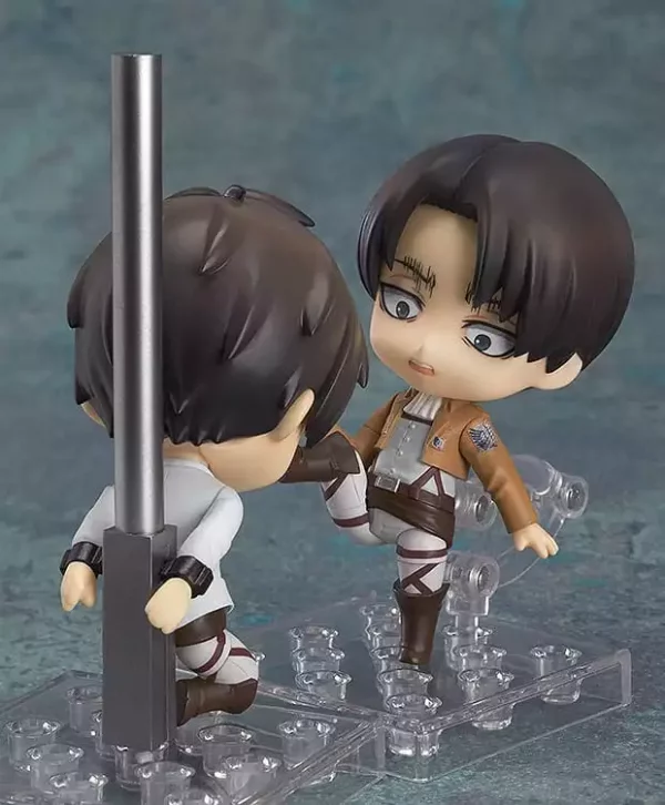 attack-on-titan-nendoroid-action-figure-levi-10-cm-1751153330-5 attack-on-titan-nendoroid-action-figure-levi-10-cm-1751153330-5