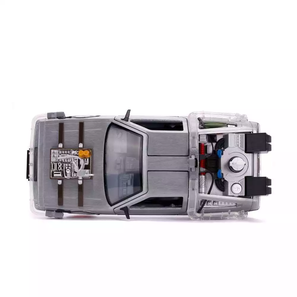 back-to-the-future-iii-hollywood-rides-diecast-model-1-24-delorean-time-machine-1751188075-8