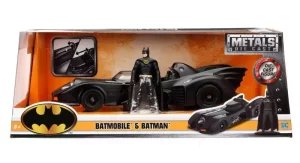 Batman Diecast Model 1/24 1989 Batmobile con Figure
