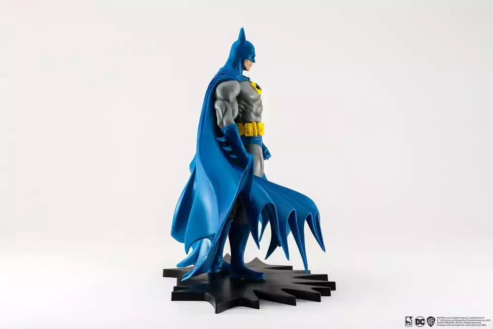 batman-px-pvc-statue-1-8-batman-classic-version-27-cm-1751294680-2