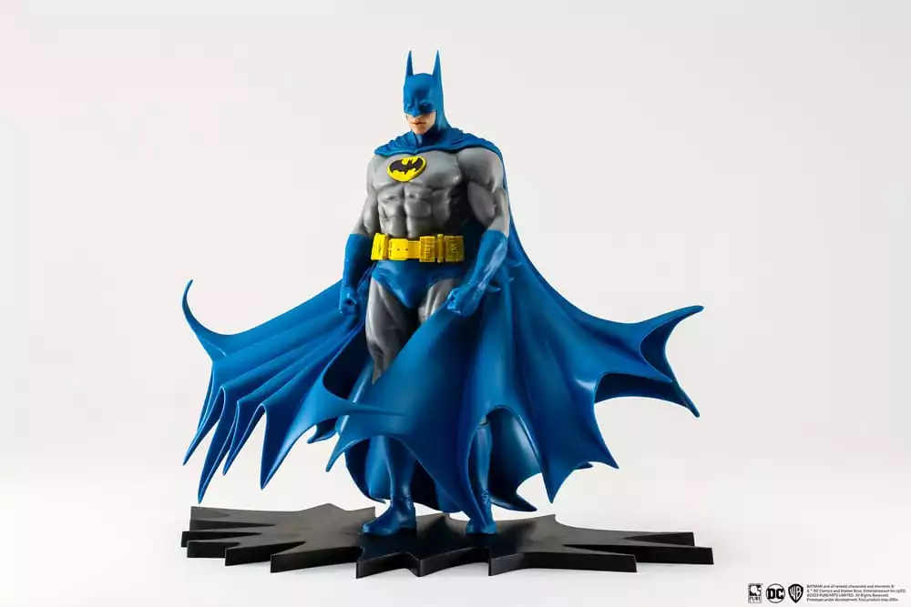 batman-px-pvc-statue-1-8-batman-classic-version-27-cm-1751294685-4