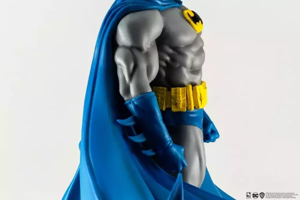 batman-px-pvc-statue-1-8-batman-classic-version-27-cm-1751294693-7 batman-px-pvc-statue-1-8-batman-classic-version-27-cm-1751294693-7