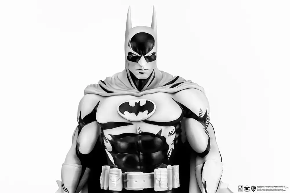 batman-px-pvc-statue-1-8-sdcc-2024-batman-black-white-version-27-cm-1751294719-8