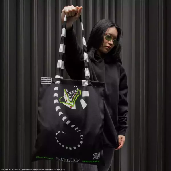 beetlejuice-tote-bag-sandworm-1751121469-1