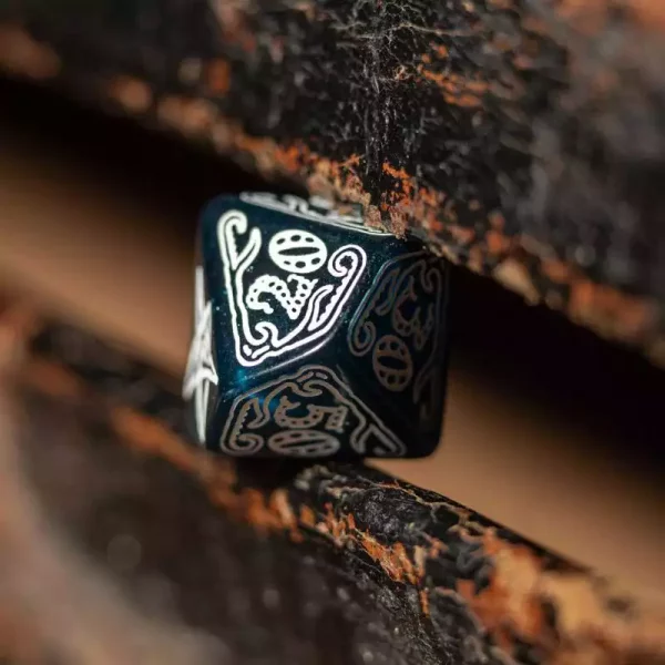 call-of-cthulhu-dice-set-abyssal-white-7-1751296471-2
