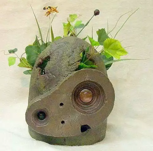 castle-in-the-sky-plant-pot-robot-helmet-31-cm-1751119075-2 castle-in-the-sky-plant-pot-robot-helmet-31-cm-1751119075-2