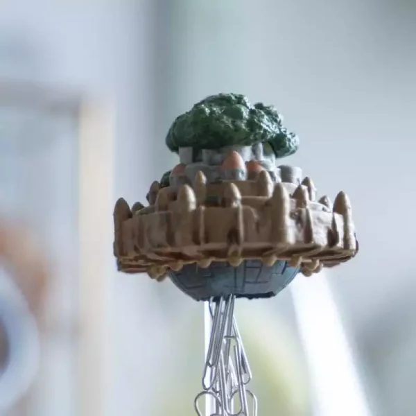 castle-in-the-sky-statue-magnet-flying-castle-13-cm-1751117729-4
