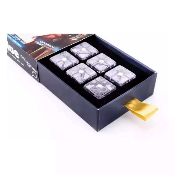 cluedo-dice-set-token-weapons-1751132211-1 cluedo-dice-set-token-weapons-1751132211-1