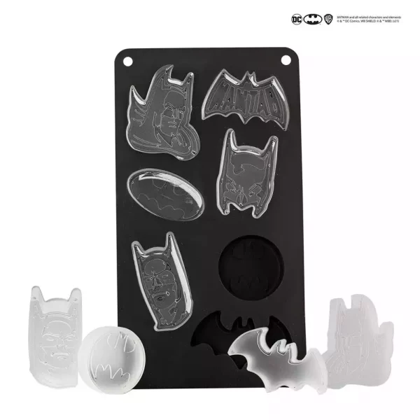 dc-comics-chocolate-ice-cube-mold-batman-1751183551-5 dc-comics-chocolate-ice-cube-mold-batman-1751183551-5