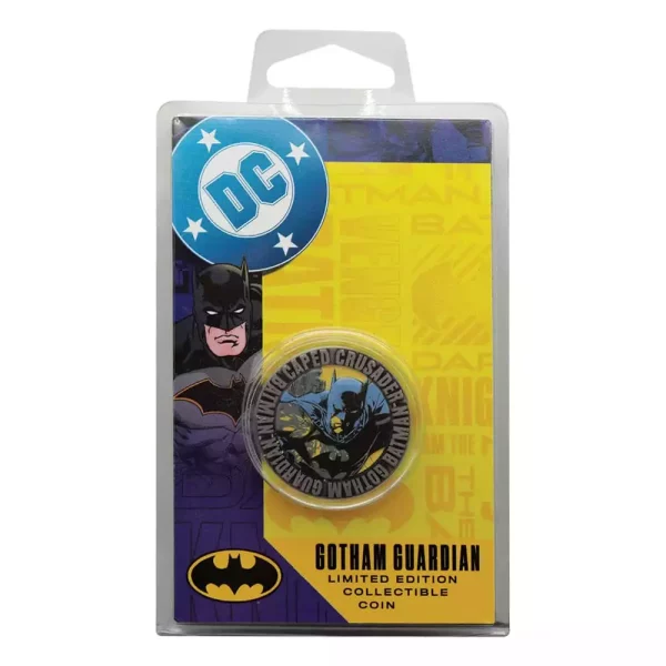 dc-comics-collectable-batman-caped-crusader-limited-edition-1751133495-2 dc-comics-collectable-batman-caped-crusader-limited-edition-1751133495-2