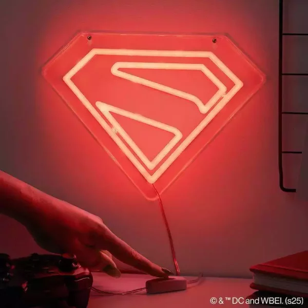 dc-comics-led-wall-lamp-light-superman-neon-1751293235-2 dc-comics-led-wall-lamp-light-superman-neon-1751293235-2