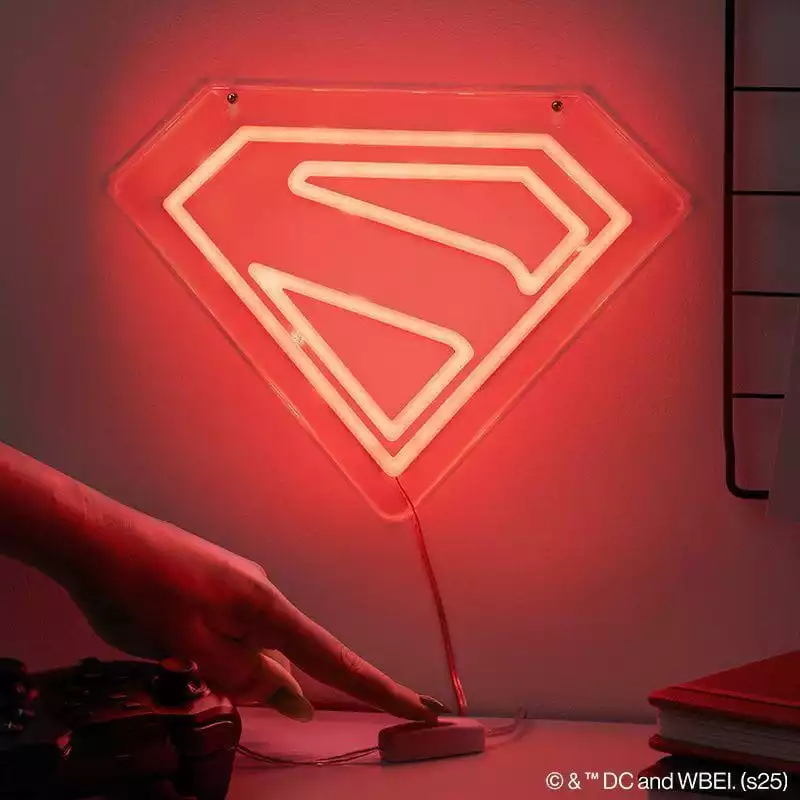 dc-comics-led-wall-lamp-light-superman-neon-1751293235-2
