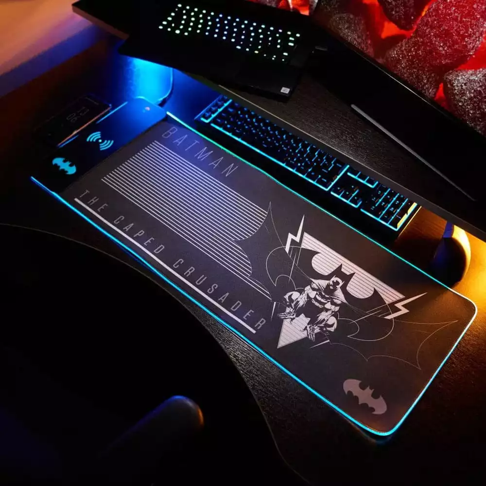 dc-comics-mousepad-with-mobile-charger-batman-1751275063-2