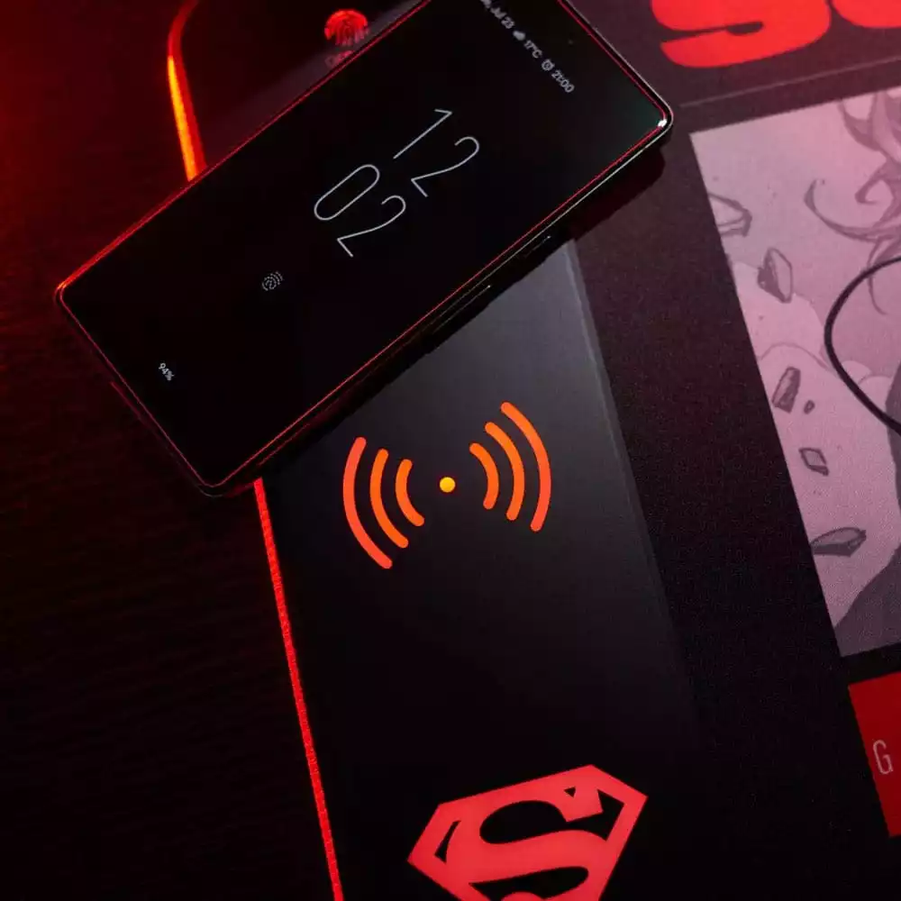 dc-comics-mousepad-with-mobile-charger-superman-1751275054-1