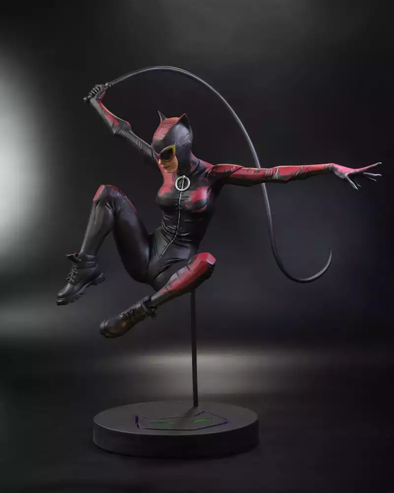 dc-designer-series-statue-1-6-catwoman-by-jock-33-cm-1751226088-4
