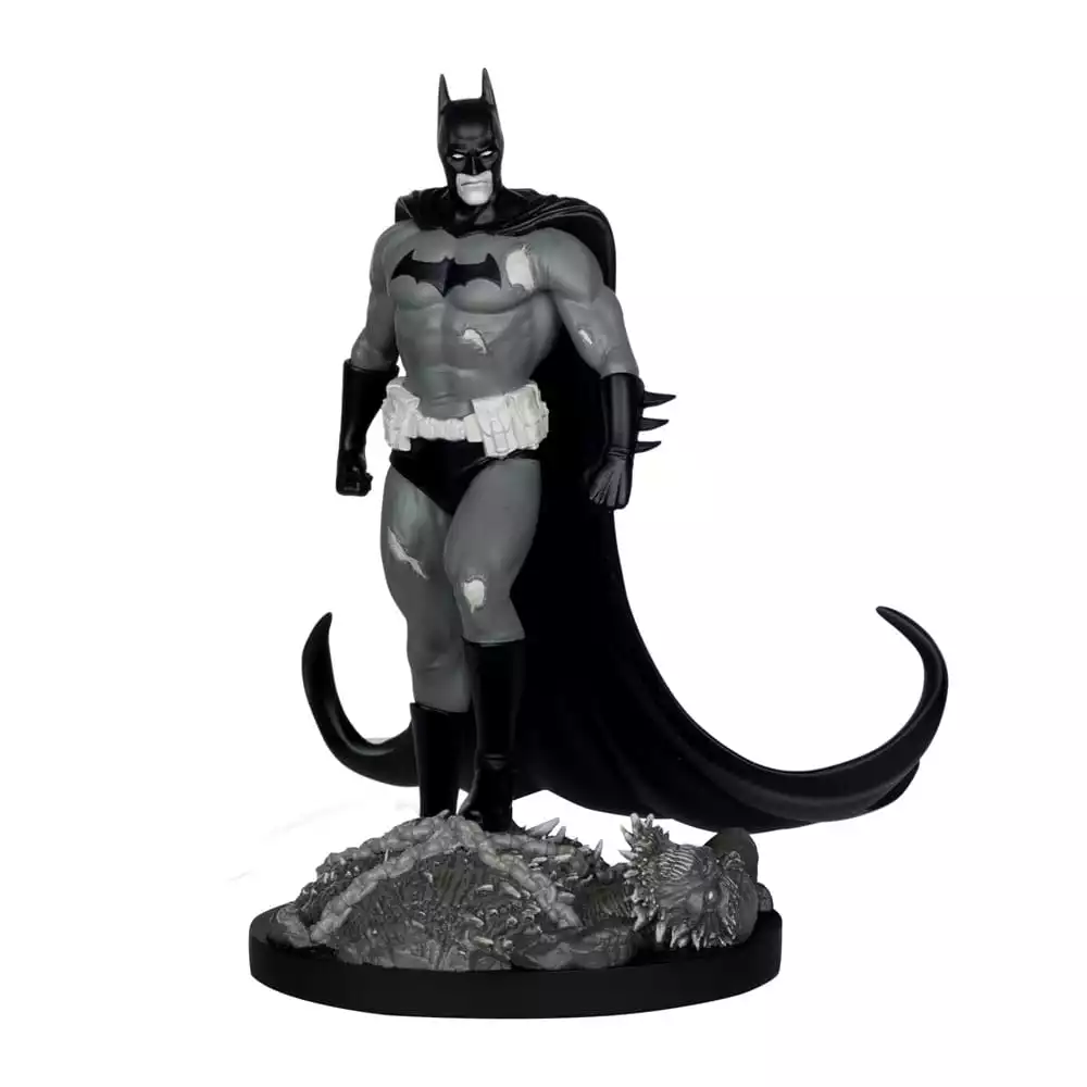 dc-direct-statue-1-10-batman-by-bjorn-barends-black-white-18-cm-1751226002-1