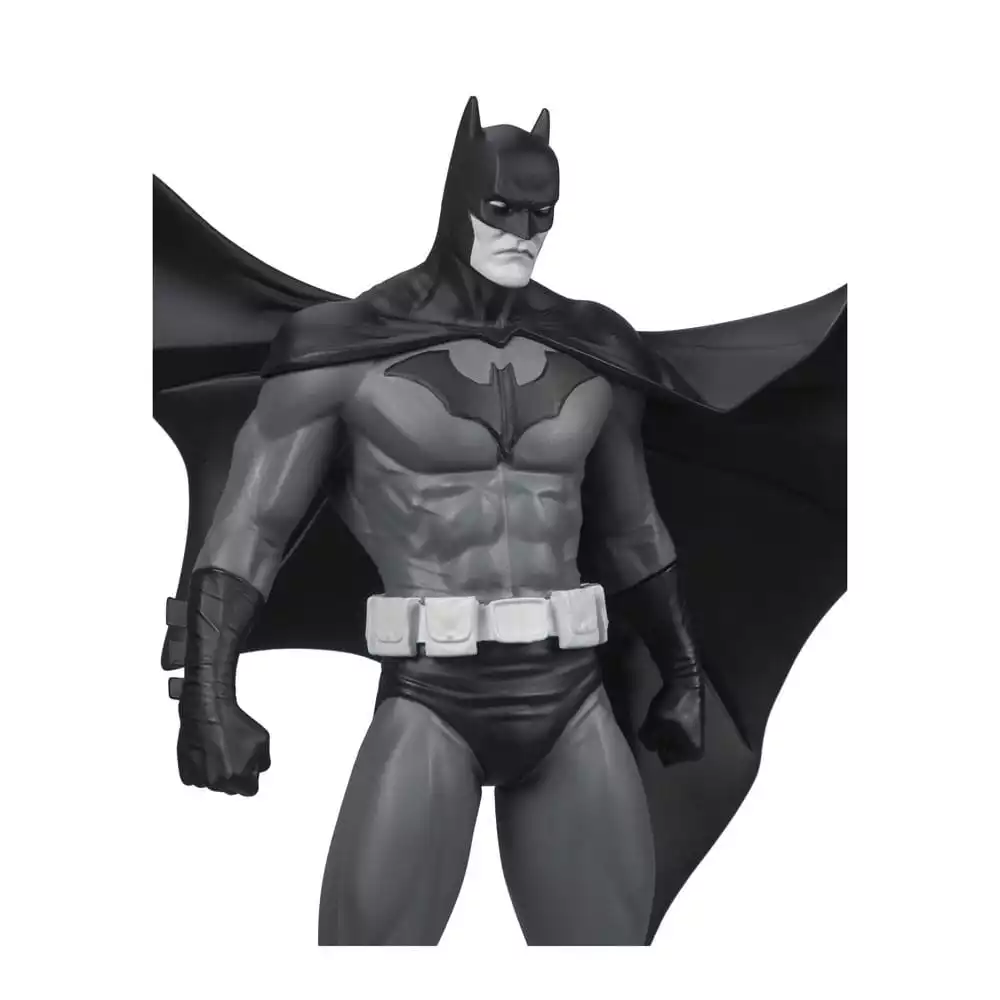 dc-direct-statue-batman-black-white-batman-by-jorge-jimenez-27-cm-1751225986-3