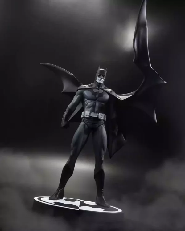 dc-direct-statue-batman-black-white-batman-by-jorge-jimenez-27-cm-1751225992-6 dc-direct-statue-batman-black-white-batman-by-jorge-jimenez-27-cm-1751225992-6
