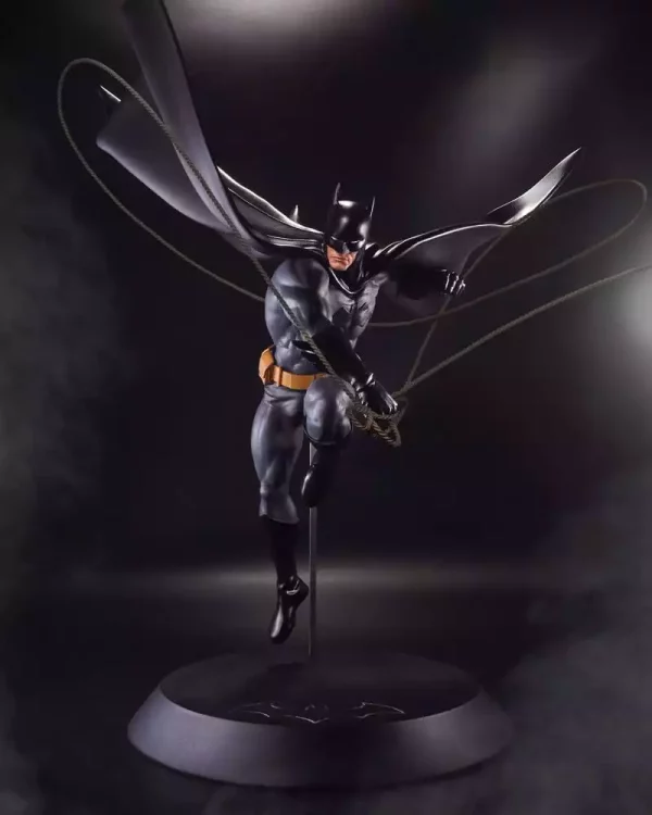 dc-direct-statue-dc-designer-series-batman-by-dan-mora-40-cm-1751226072-8 dc-direct-statue-dc-designer-series-batman-by-dan-mora-40-cm-1751226072-8