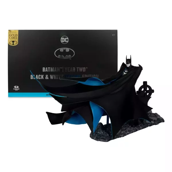 dc-multiverse-action-figure-batman-batman-year-two-gold-label-18-cm-1751225449-4 dc-multiverse-action-figure-batman-batman-year-two-gold-label-18-cm-1751225449-4