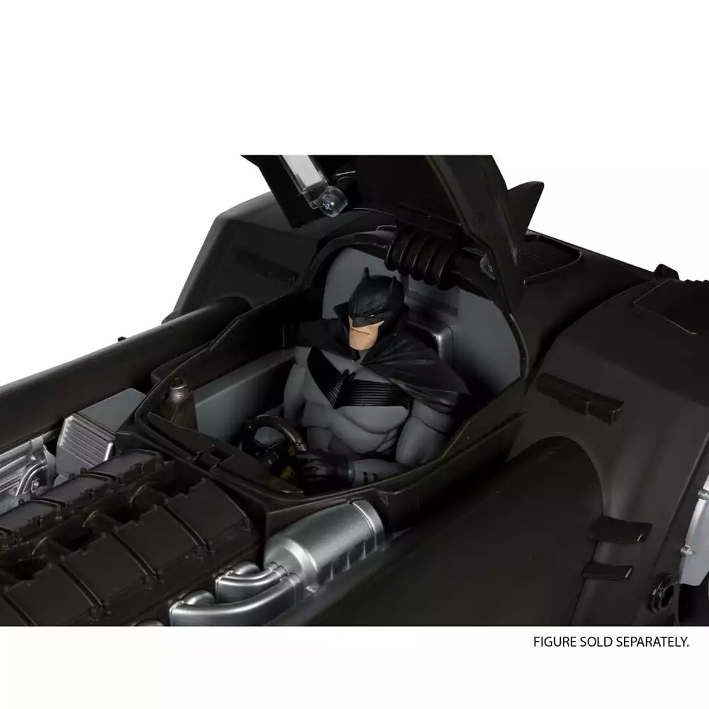 dc-multiverse-vehicle-white-knight-batmobile-gold-label-18-cm-1751223659-3