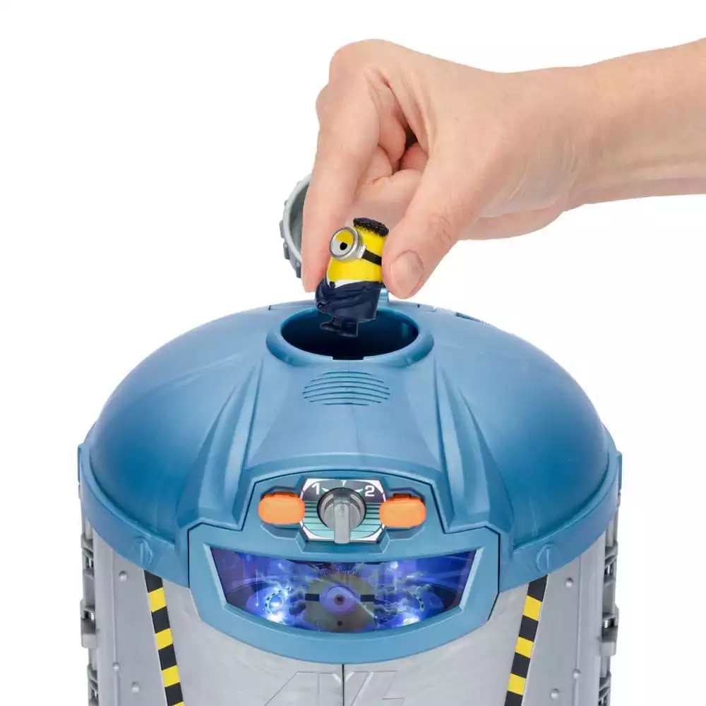 despicable-me-4-mega-minion-playset-transformation-chamber-1751242529-2