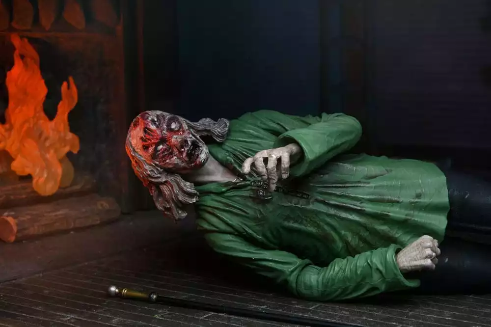 evil-dead-ultimate-action-figure-2-pack-bloody-ash-cheryl-williams-18-cm-1751246049-6