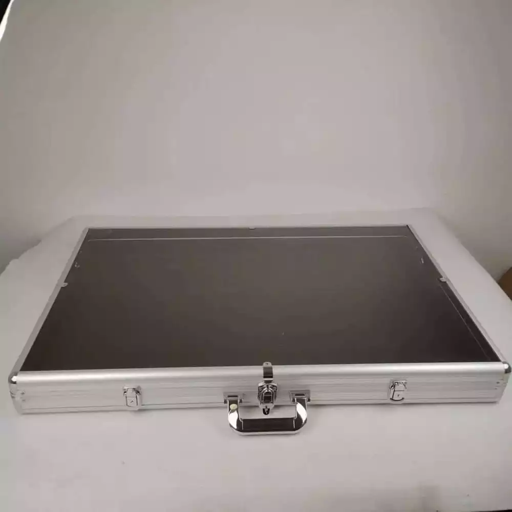 evoretro-trading-card-display-suitcase-1751124765-7