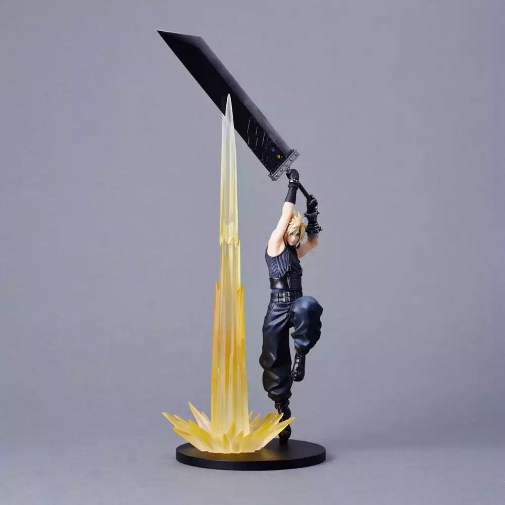 final-fantasy-vii-rebirth-pvc-figure-cloud-strife-30-cm-1751318206-0