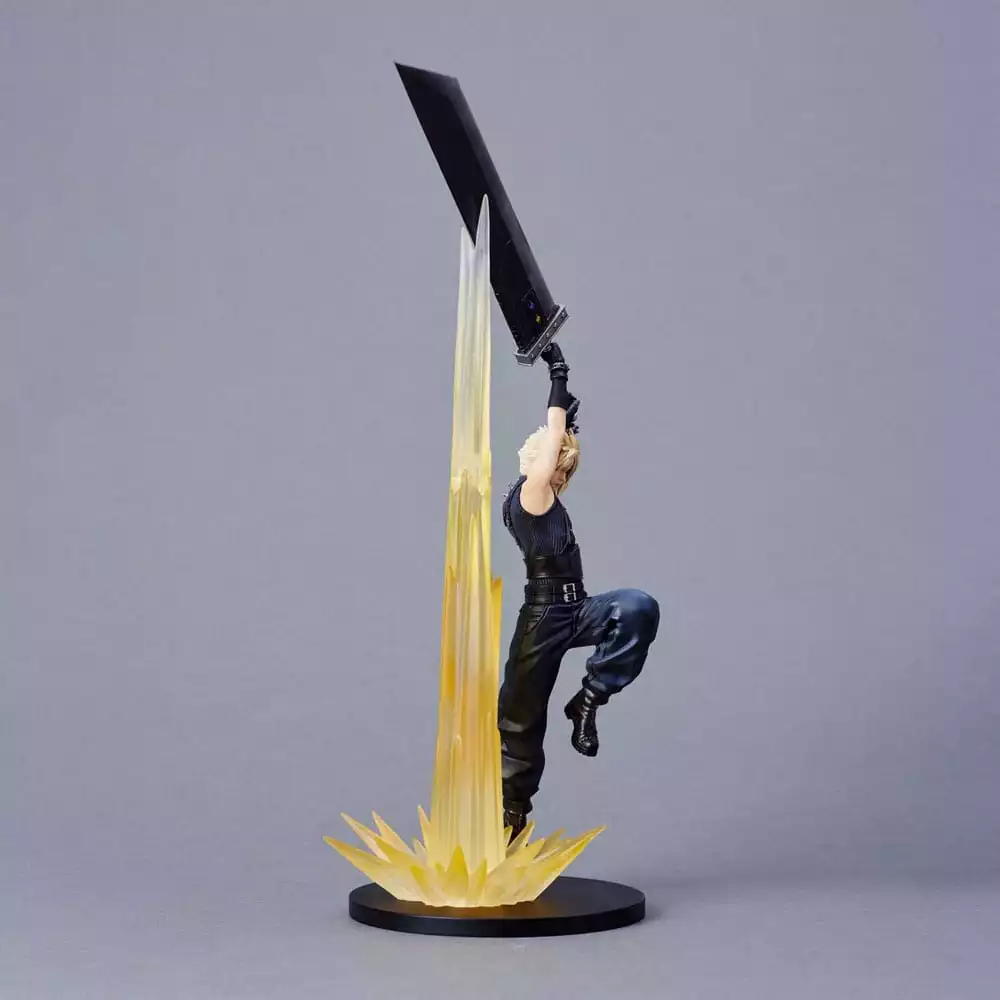 final-fantasy-vii-rebirth-pvc-figure-cloud-strife-30-cm-1751318209-1