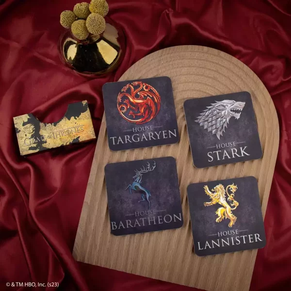game-of-thrones-medallion-set-sigil-1751183806-1 game-of-thrones-medallion-set-sigil-1751183806-1
