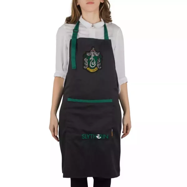 harry-potter-apron-slytherin-1751183320-4 harry-potter-apron-slytherin-1751183320-4