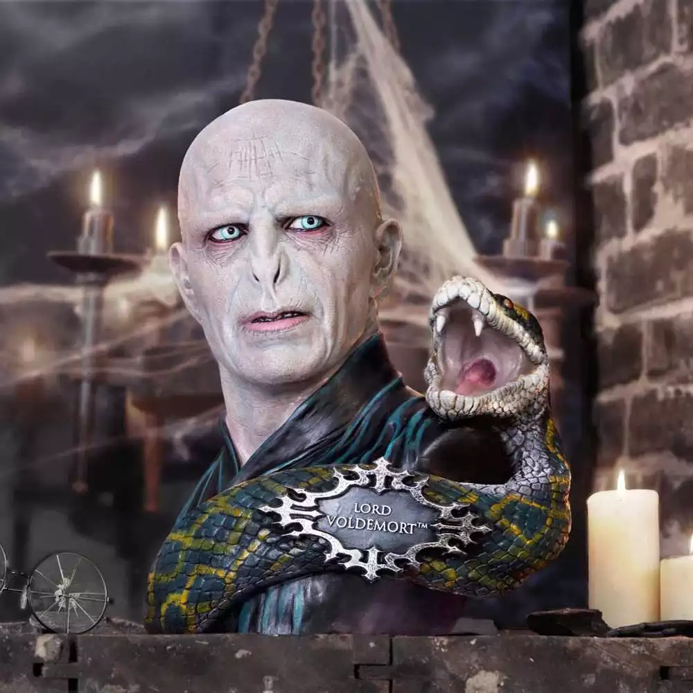 harry-potter-bust-lord-voldemort-31-cm-1751251395-6