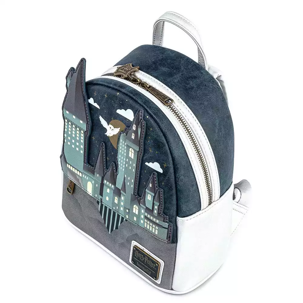 harry-potter-by-loungefly-backpack-hogwarts-castle-1751212053-4