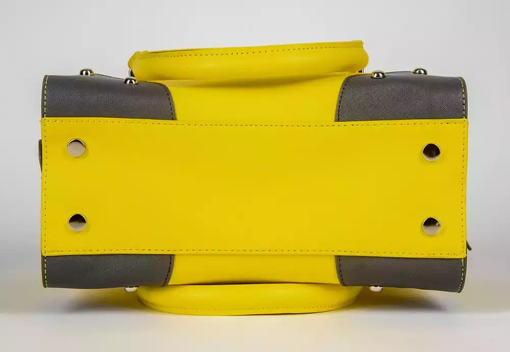 harry-potter-handbag-hufflepuff-1751116194-3