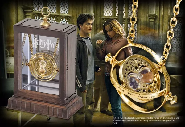 harry-potter-hermines-time-turner-1751275958-0