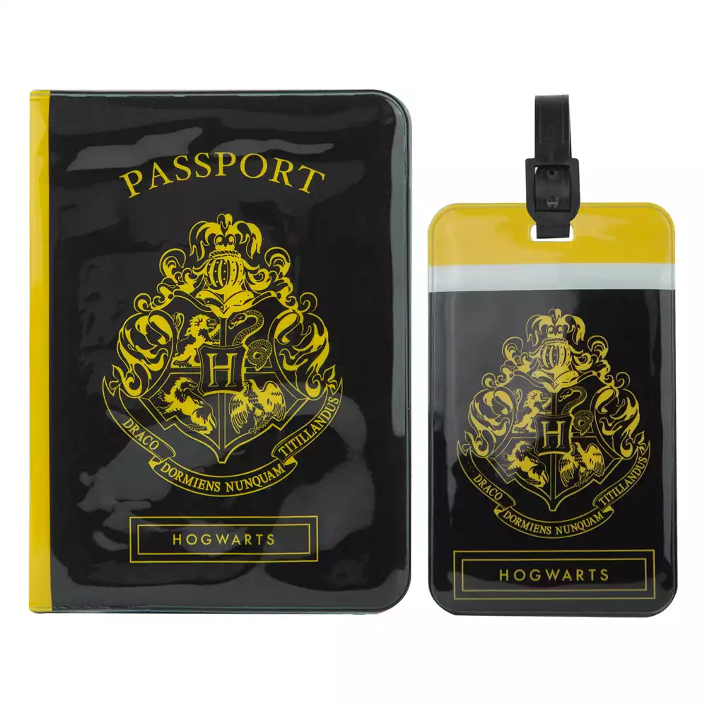 harry-potter-passport-case-luggage-tag-set-hogwarts-1751183470-0
