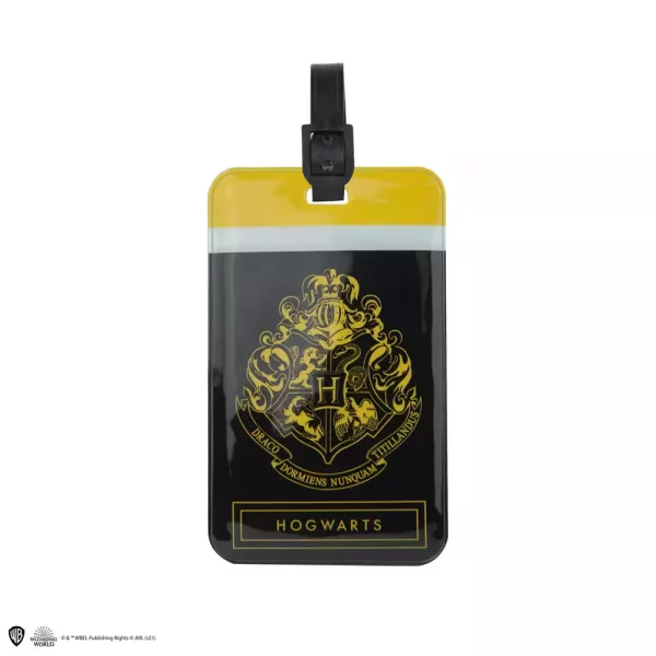harry-potter-passport-case-luggage-tag-set-hogwarts-1751183475-4 harry-potter-passport-case-luggage-tag-set-hogwarts-1751183475-4