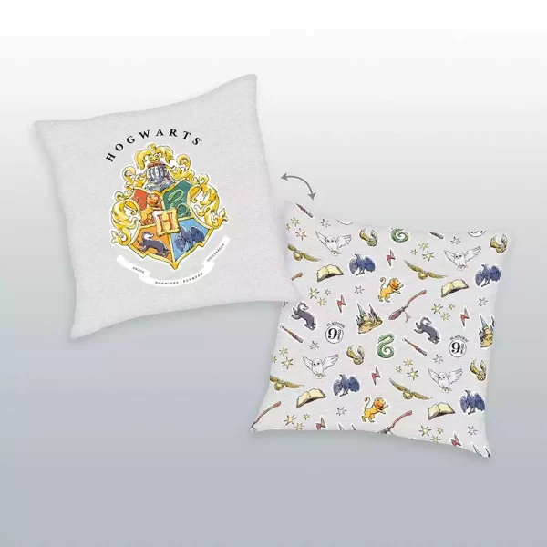 harry-potter-pillows-hogwarts-emblem-40-x-40-cm-1751182069-0 harry-potter-pillows-hogwarts-emblem-40-x-40-cm-1751182069-0
