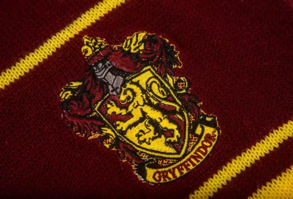 harry-potter-scarf-gryffindor-thin-stripes-boxed-160-cm-1751116239-1