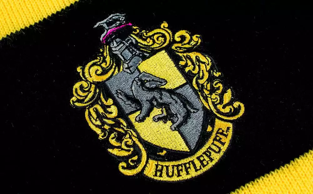 harry-potter-scarf-hufflepuff-bold-stripes-hanger-160-cm-1751116247-2