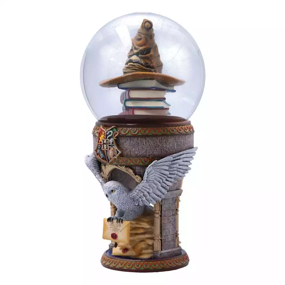 harry-potter-snow-globe-hogwarts-1751251751-1