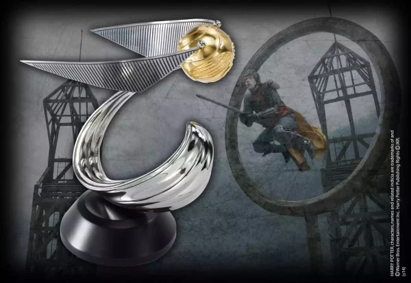 harry-potter-the-golden-snitch-1751276017-0 harry-potter-the-golden-snitch-1751276017-0