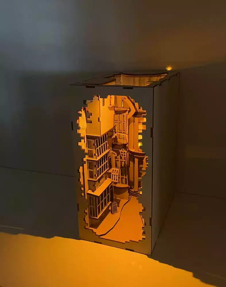 harry-potter-tiny-adventures-book-nook-mini-diorama-diagon-alley-23-cm-1751298331-7