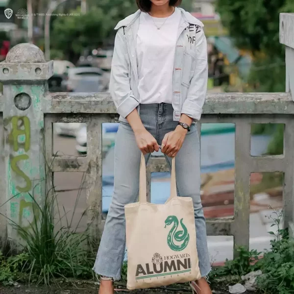 harry-potter-tote-bag-alumni-slytherin-1751183512-1 harry-potter-tote-bag-alumni-slytherin-1751183512-1
