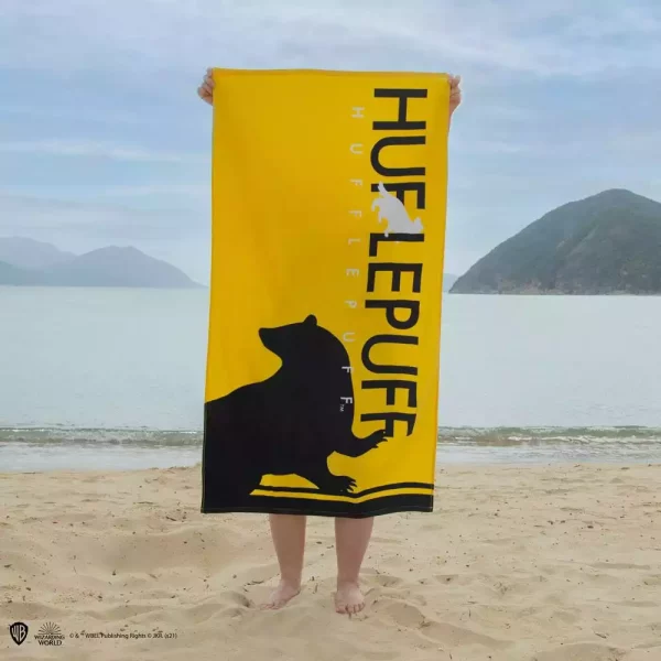 harry-potter-towel-hufflepuff-140-x-70-cm-1751183620-2